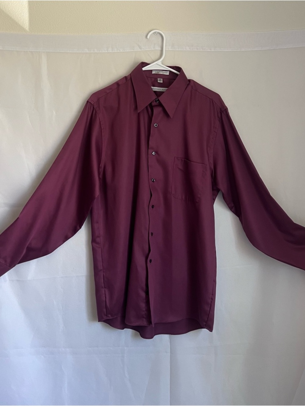Men's Burgundy Long-Sleeve Dress Shirt Classic Fit Size 16 34/35 Geoffrey Beene - Picture 2 of 6